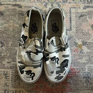 Camo Van women’s size 7